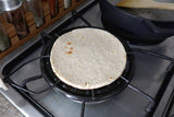 Arepa Antioqueña / White Corn Arepa with Salt Don Maiz Pack of 8 (800g) - LatinMate